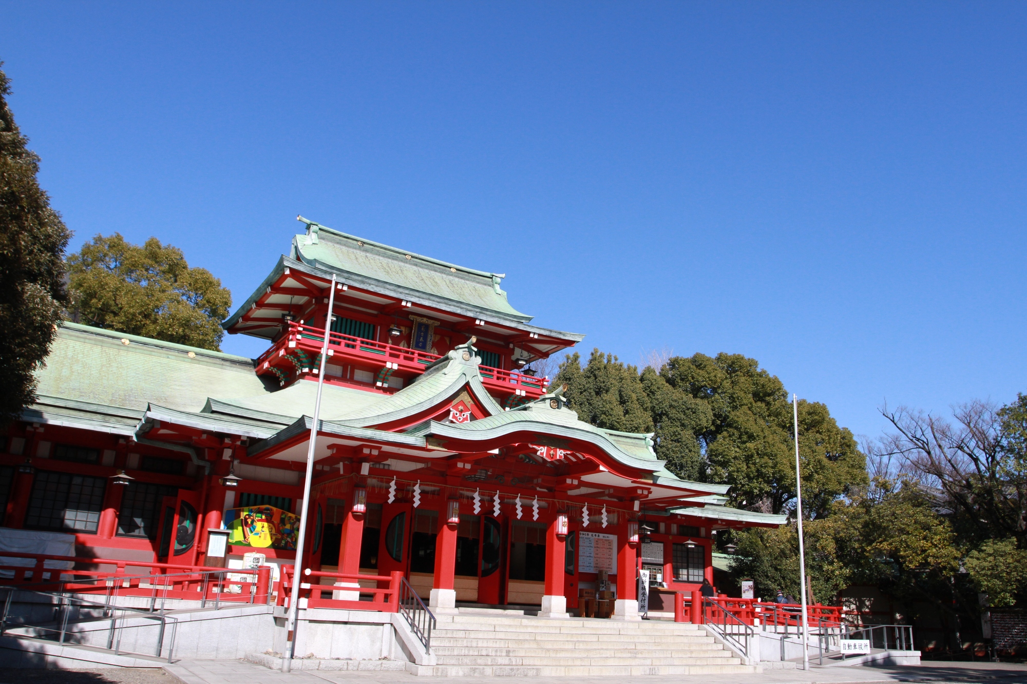 富岡八幡宮の社殿（東京都江東区）