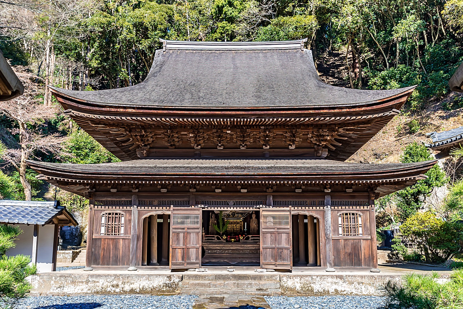 円覚寺の禅宗様建築 舎利殿