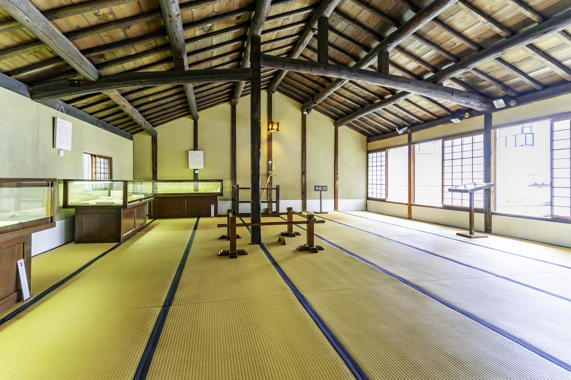 適塾二階の塾生大部屋（大阪市中央区北浜）